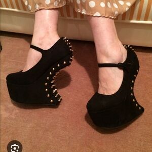 Spiked Gaga Heelless